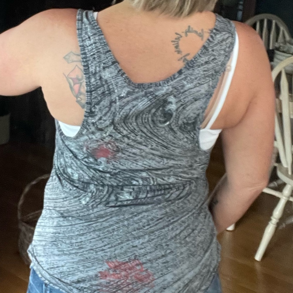 Authentic Harley Davidson tank - Picture 2 of 4